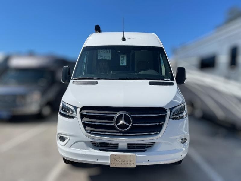 2025 Coachmen 2025 Coachmen Galleria - thumbnail 3