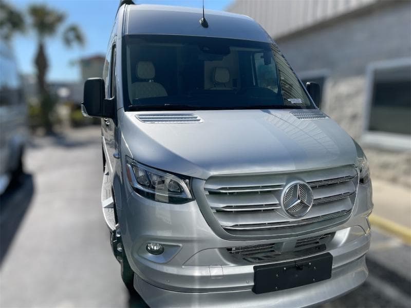 2025 Midwest Automotive Designs 2025 Midwest Automotive Designs Passage - thumbnail 3