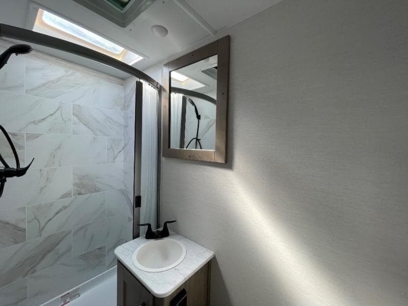 2025 Gulf Stream 2025 Gulf Stream Conquest - thumbnail 13