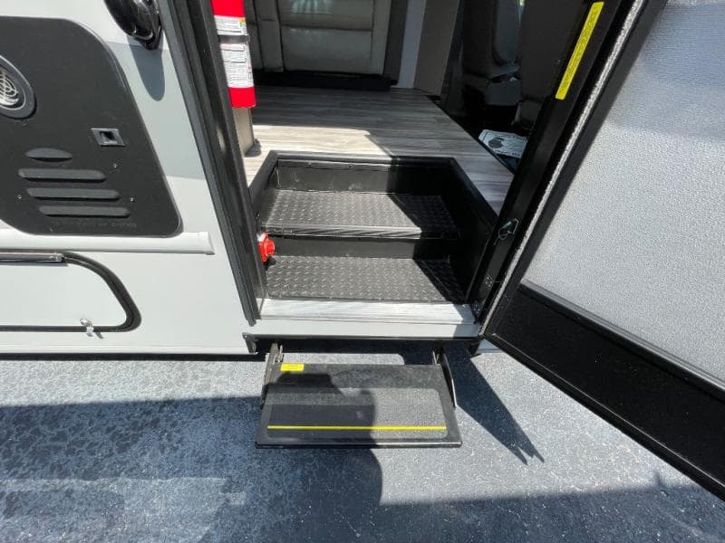 2025 Gulf Stream 2025 Gulf Stream BT Cruiser - thumbnail 27