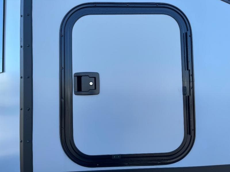2025 inTech RV 2025 inTech RV Black Wing - thumbnail 30