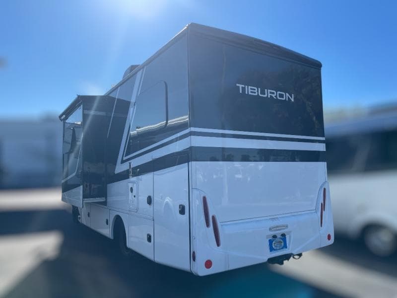 2025 Thor Motor Coach 2025 Thor Motor Coach Tiburon - thumbnail 5