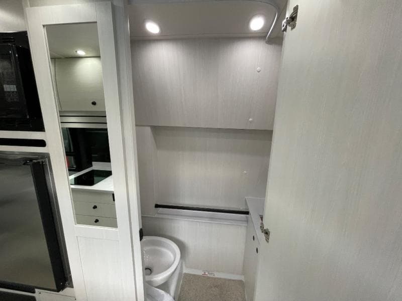 2025 Pleasure-Way 2025 Pleasure-Way Ontour - thumbnail 18