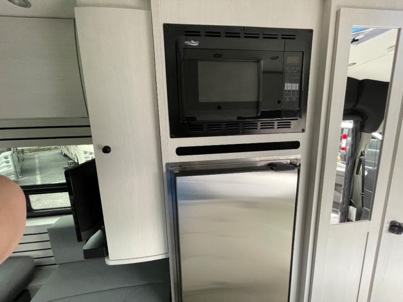 2025 Pleasure-Way 2025 Pleasure-Way Ontour - thumbnail 8