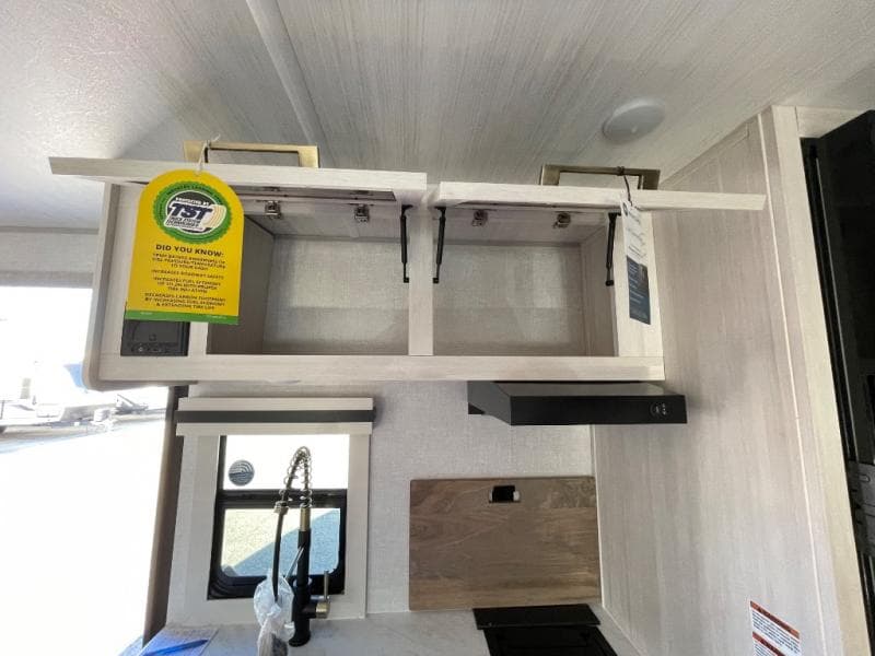 2025 Forest River 2025 Forest River Grand Surveyor - thumbnail 28