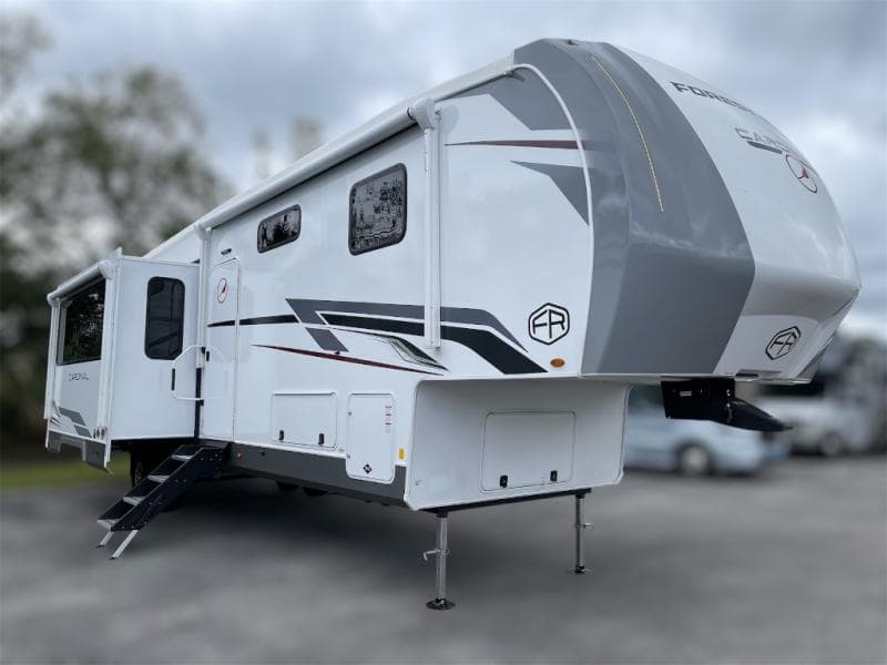 2025 Forest River Cardinal 402BEDS