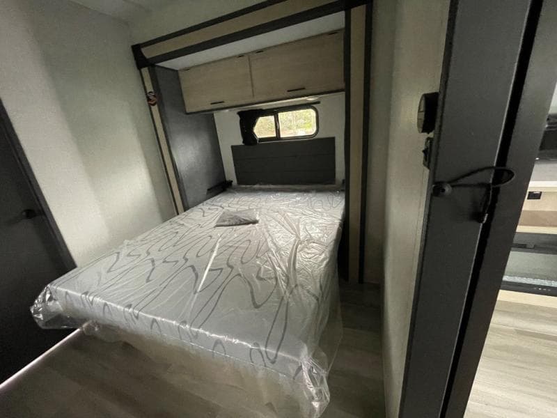 2025 Forest River 2025 Forest River Cardinal - thumbnail 13