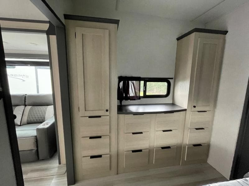 2025 Forest River 2025 Forest River Cardinal - thumbnail 14