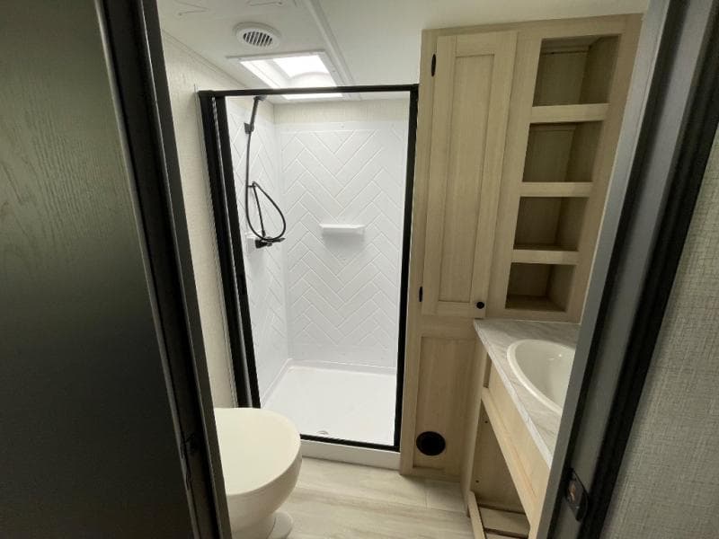 2025 Forest River 2025 Forest River Cardinal - thumbnail 34