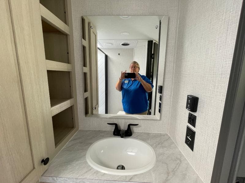 2025 Forest River 2025 Forest River Cardinal - thumbnail 39