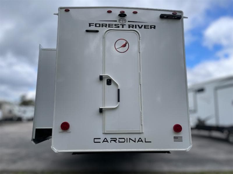2025 Forest River 2025 Forest River Cardinal - thumbnail 5