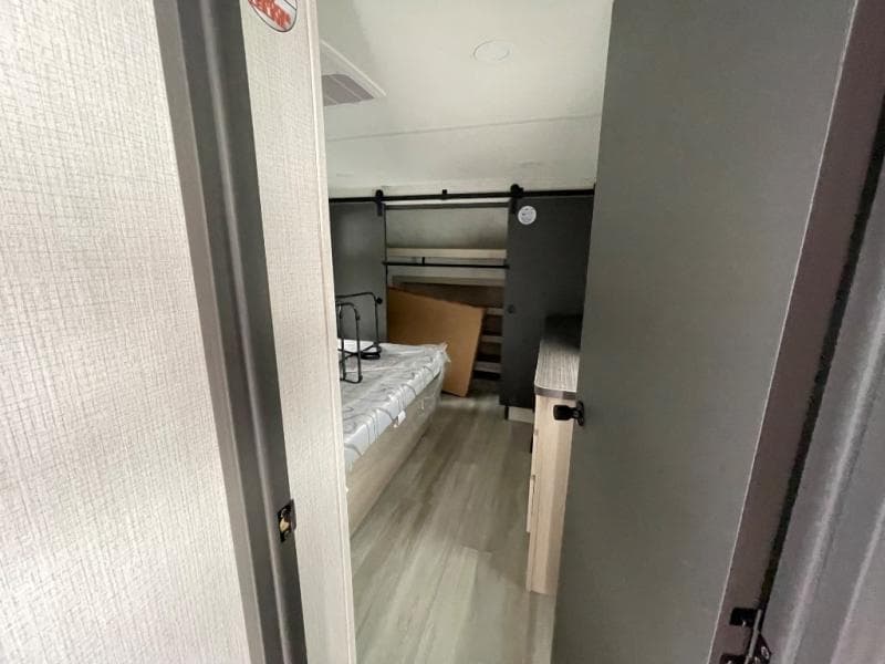 2025 Forest River 2025 Forest River Cardinal - thumbnail 42