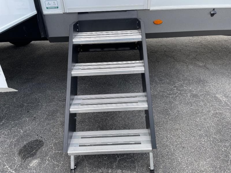 2025 Forest River 2025 Forest River Cardinal - thumbnail 69