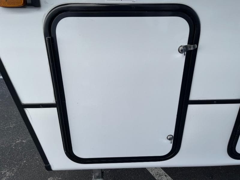 2025 Coachmen 2025 Coachmen Brookstone - thumbnail 15