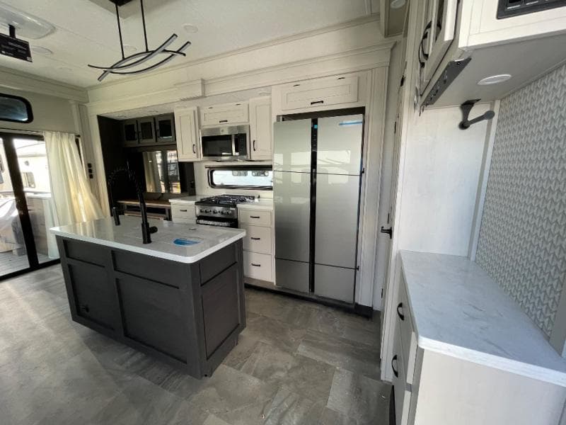 2025 Coachmen 2025 Coachmen Brookstone - thumbnail 20