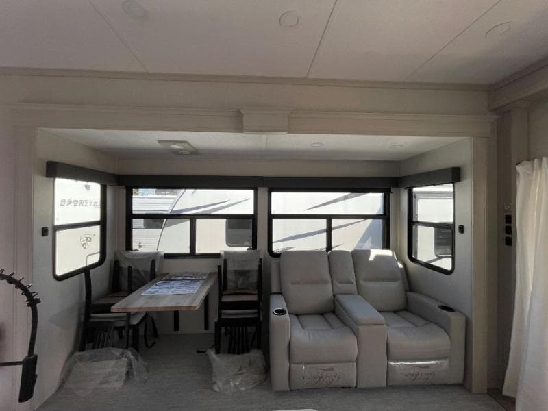 2025 Coachmen 2025 Coachmen Brookstone - thumbnail 22