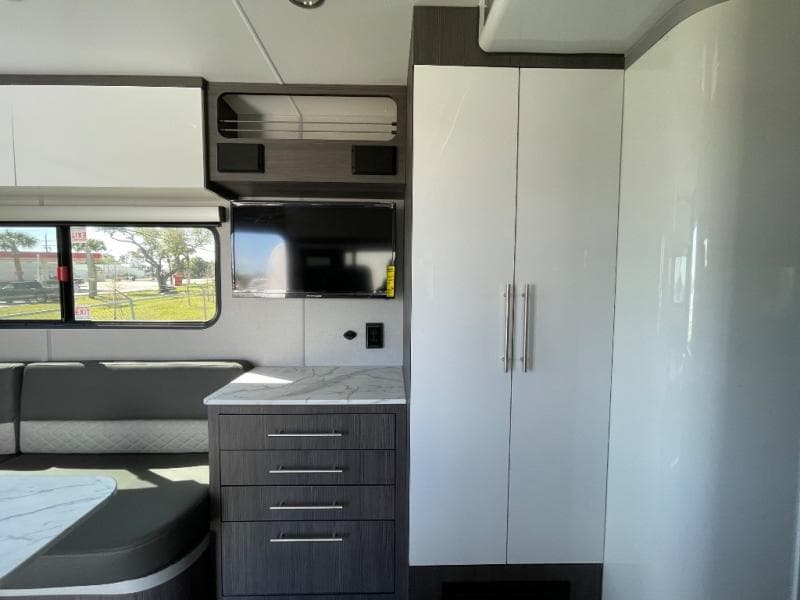 2025 inTech RV 2025 inTech RV O-V-R - thumbnail 10