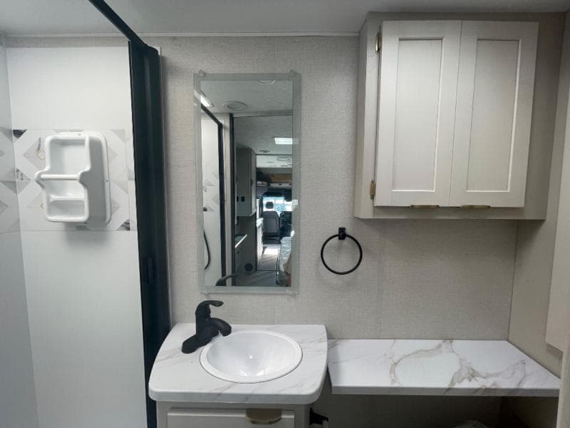 2025 Coachmen 2025 Coachmen Prism Select - thumbnail 15