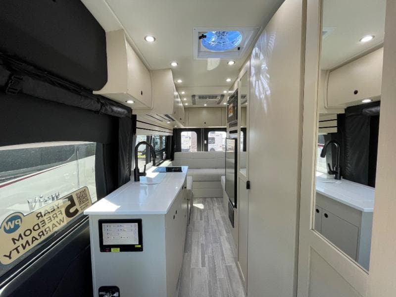 2025 Pleasure-Way 2025 Pleasure-Way Ontour - thumbnail 11