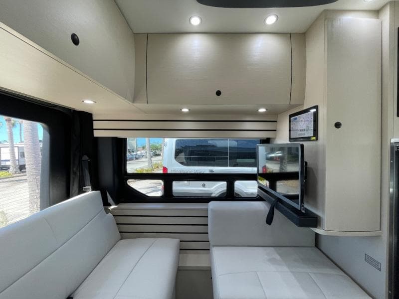 2025 Pleasure-Way 2025 Pleasure-Way Ontour - thumbnail 13