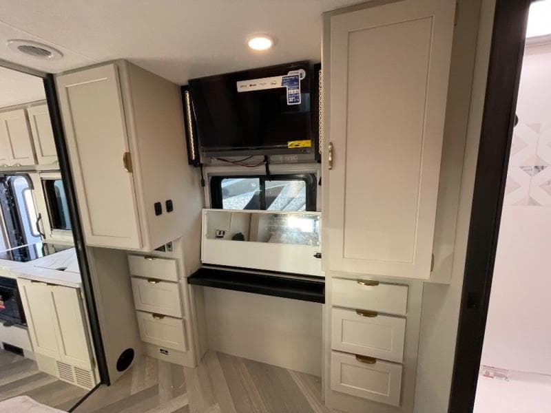 2025 Coachmen 2025 Coachmen Prism Select - thumbnail 35