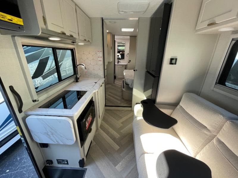 2025 Coachmen 2025 Coachmen Prism Select - thumbnail 44