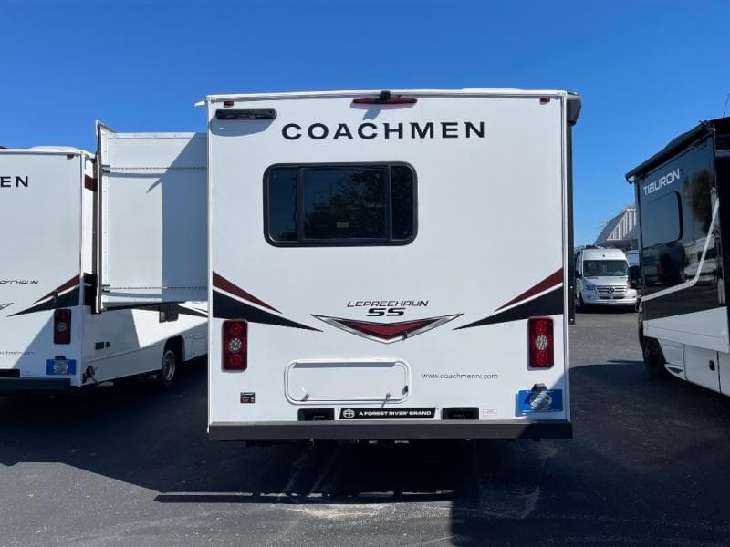2025 Coachmen 2025 Coachmen Leprechaun - thumbnail 6
