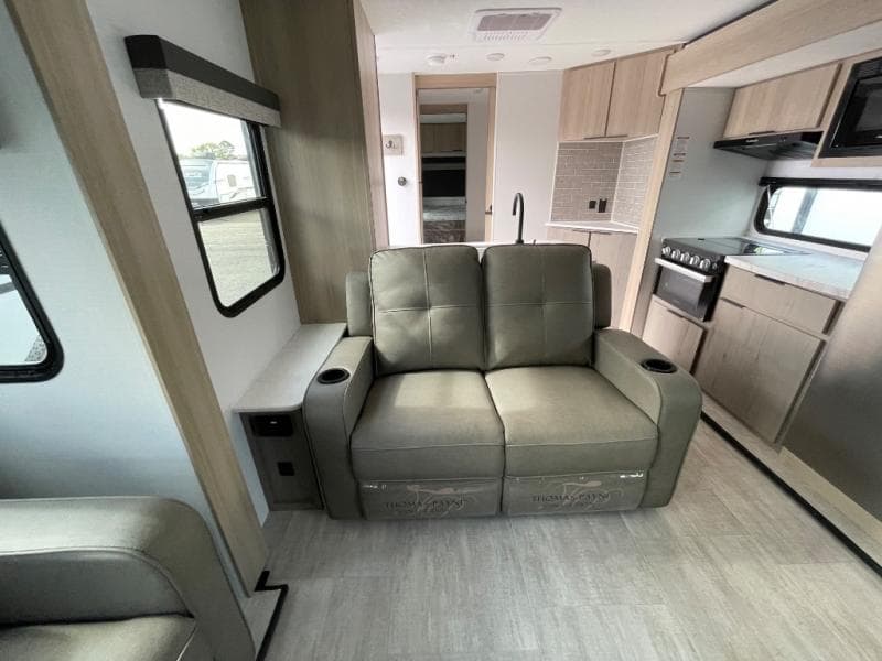 2025 Dutchmen 2025 Dutchmen Kodiak - thumbnail 13