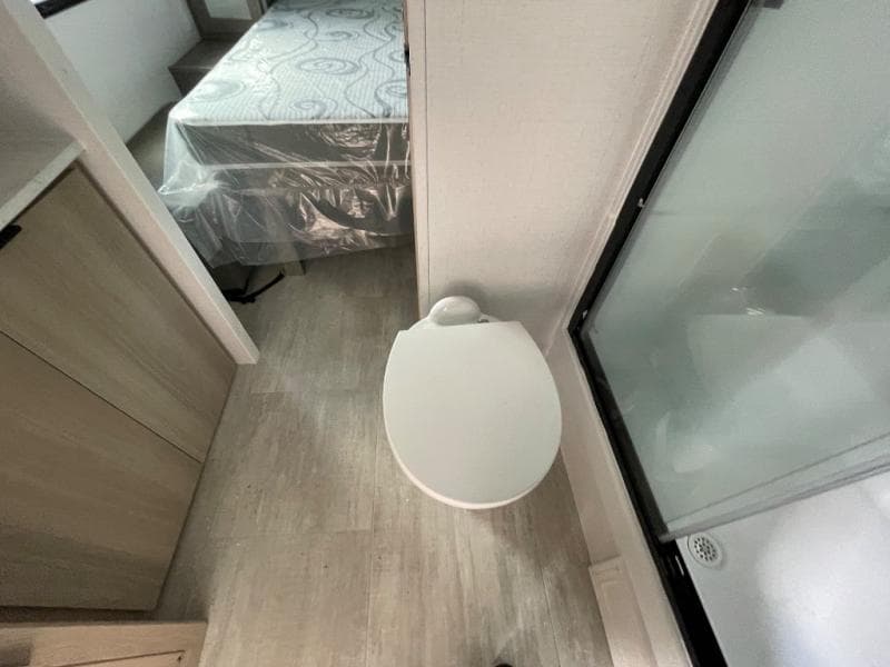 2025 Dutchmen 2025 Dutchmen Kodiak - thumbnail 28