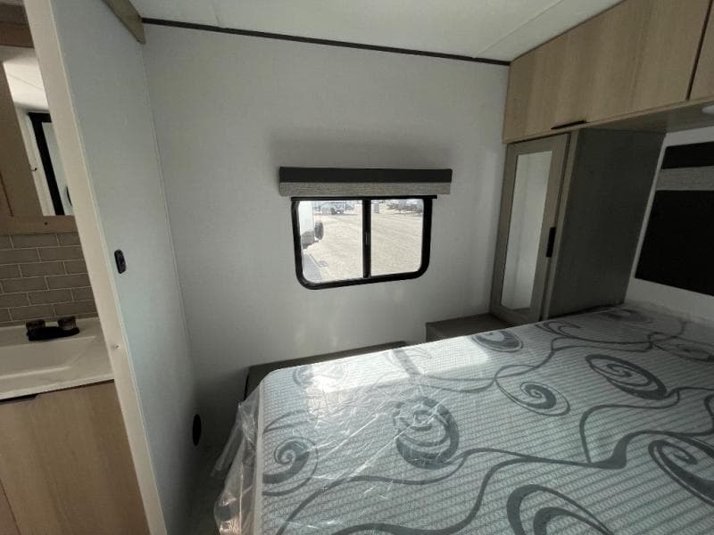 2025 Dutchmen 2025 Dutchmen Kodiak - thumbnail 34