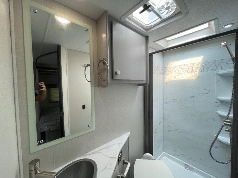 2025 Coachmen 2025 Coachmen Freelander - thumbnail 17