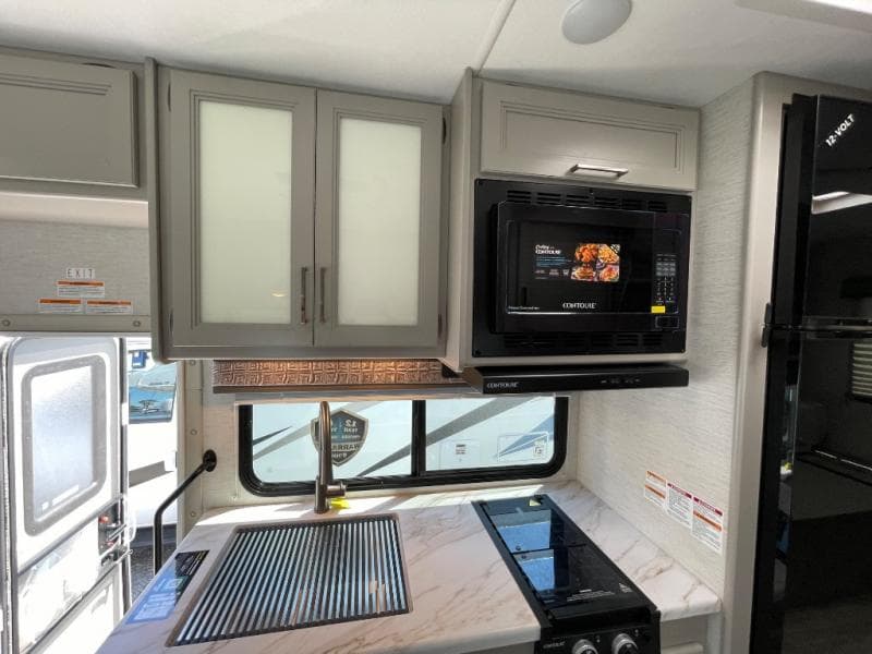 2025 Thor Motor Coach 2025 Thor Motor Coach Chateau Espec Essential - thumbnail 11