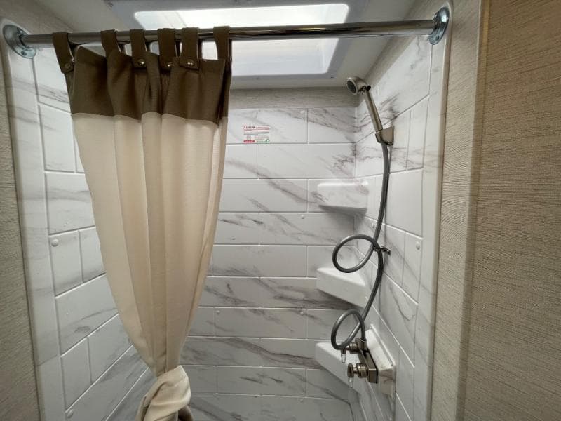 2025 Thor Motor Coach 2025 Thor Motor Coach Chateau Espec Essential - thumbnail 16