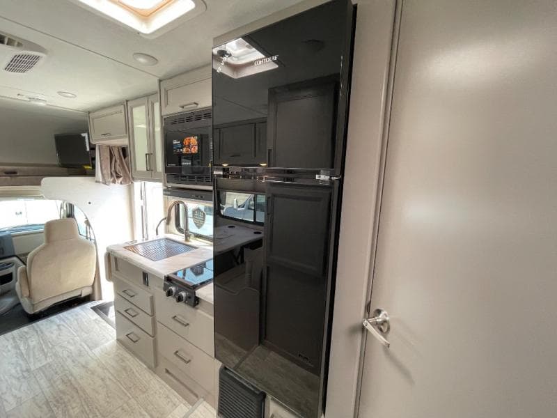 2025 Thor Motor Coach 2025 Thor Motor Coach Chateau Espec Essential - thumbnail 28