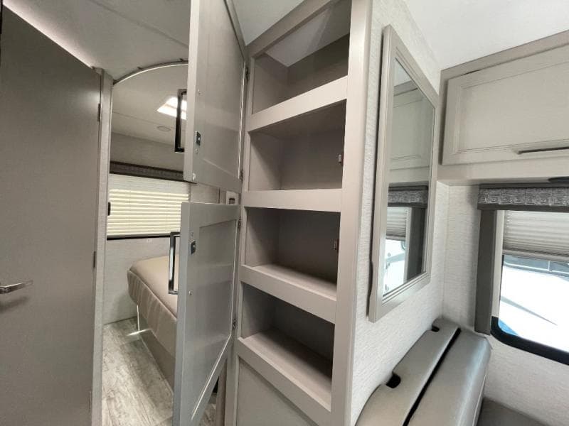 2025 Thor Motor Coach 2025 Thor Motor Coach Chateau Espec Essential - thumbnail 36