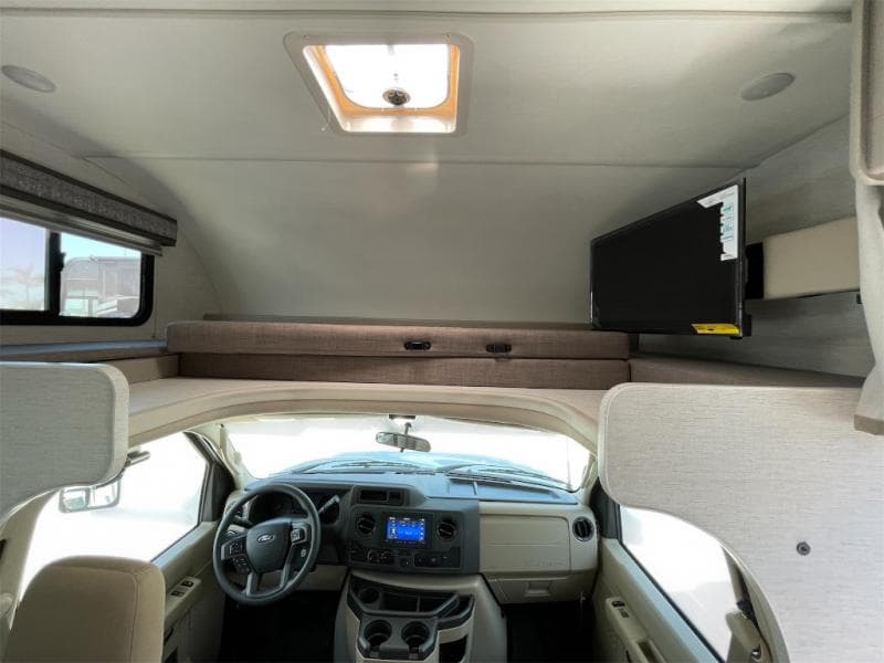 2025 Thor Motor Coach 2025 Thor Motor Coach Chateau Espec Essential - thumbnail 7