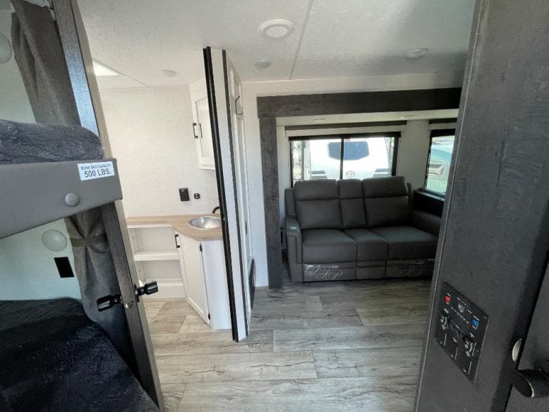 2025 Venture RV 2025 Venture RV Sienna - thumbnail 6