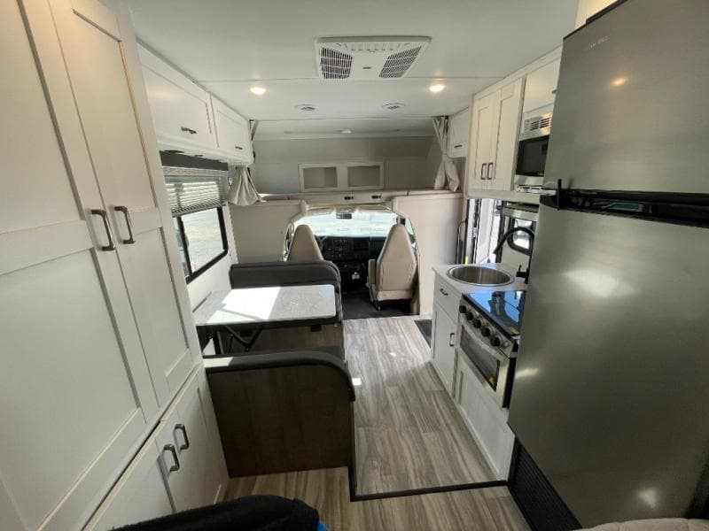 2025 Gulf Stream 2025 Gulf Stream Conquest - thumbnail 28