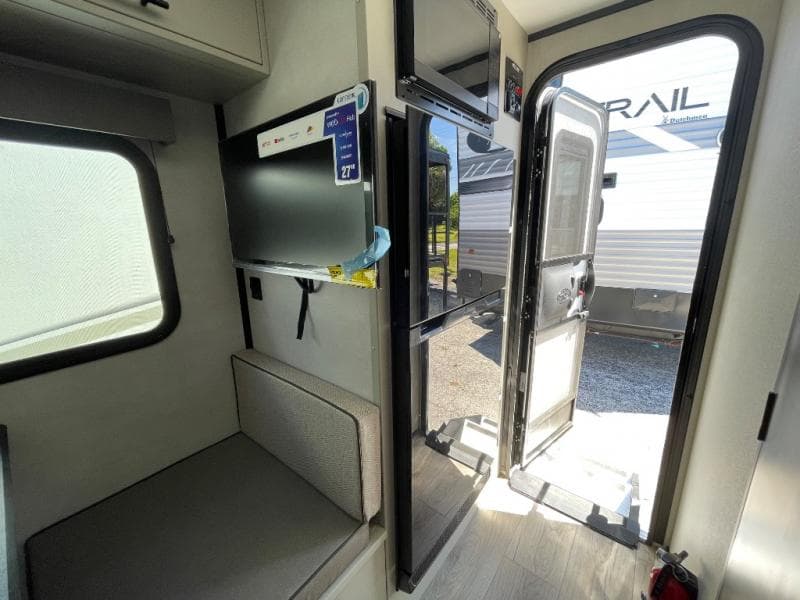 2025 Encore RV 2025 Encore RV Revue - thumbnail 12