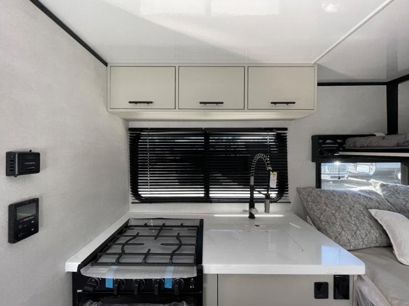 2025 Encore RV 2025 Encore RV Revue - thumbnail 7