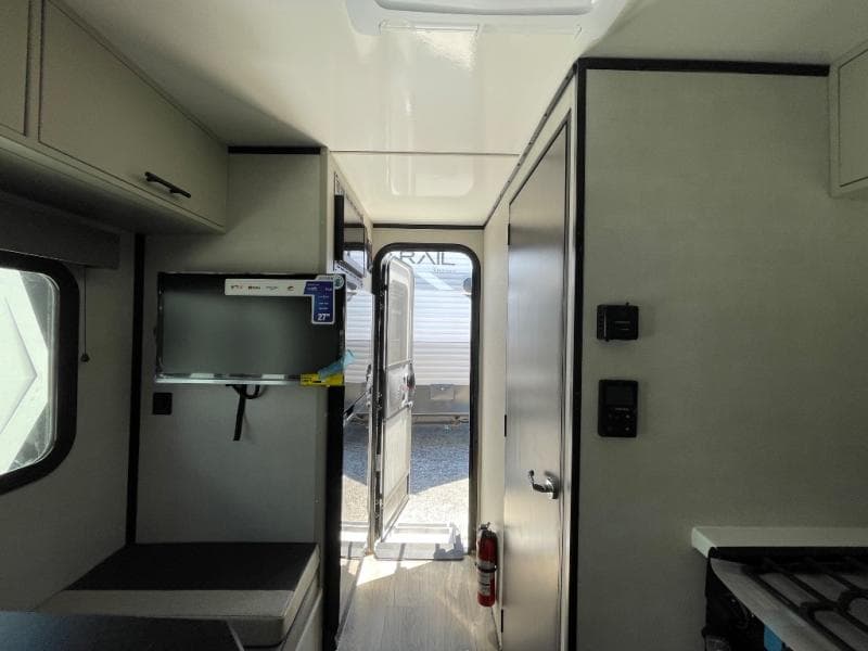 2025 Encore RV 2025 Encore RV Revue - thumbnail 9