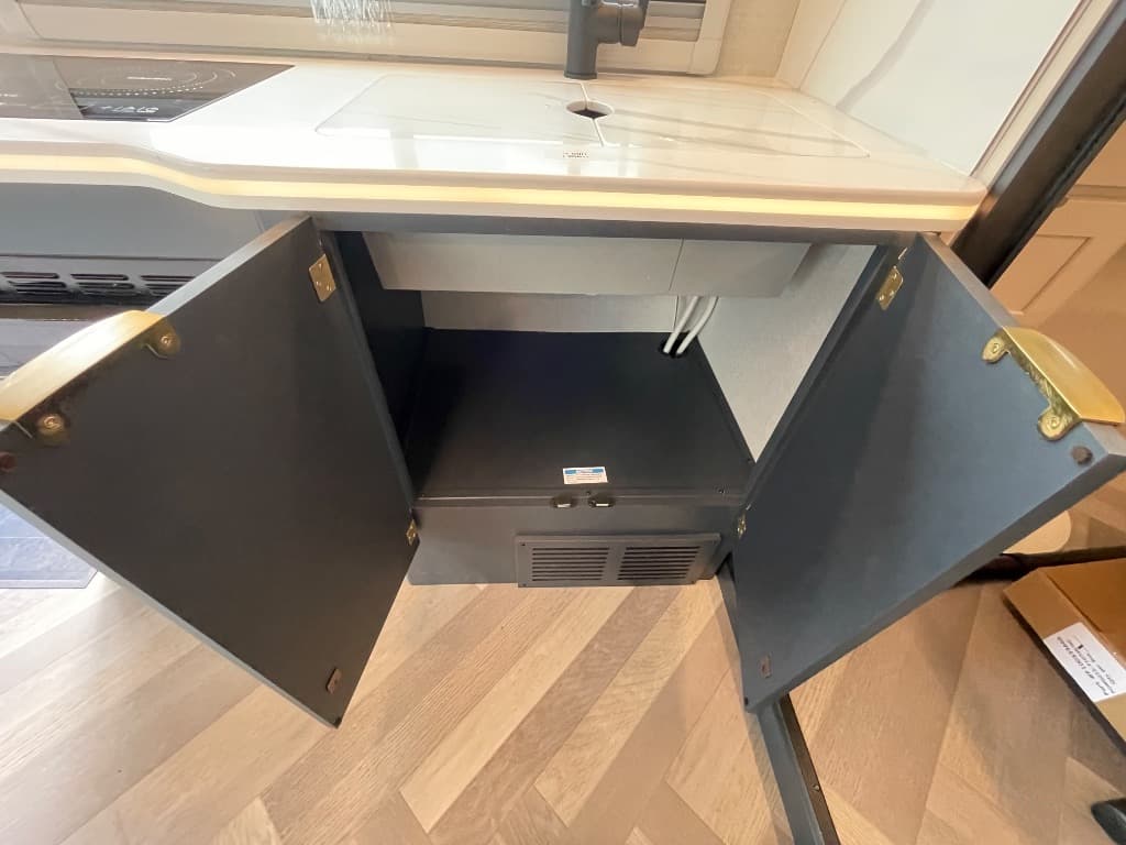 2025 Coachmen 2025 Coachmen Prism Elite - thumbnail 16