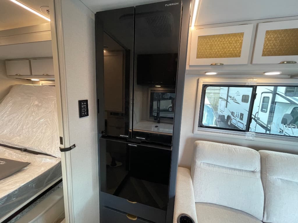 2025 Coachmen 2025 Coachmen Prism Elite - thumbnail 20