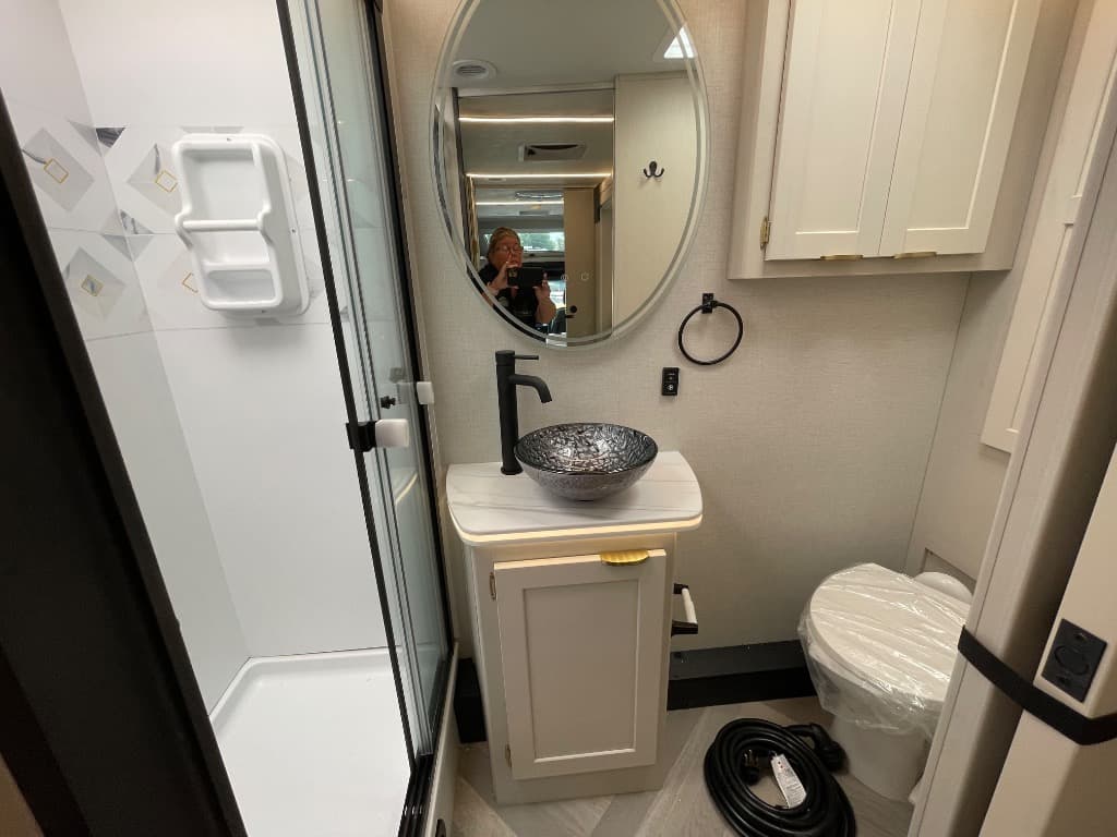 2025 Coachmen 2025 Coachmen Prism Elite - thumbnail 31