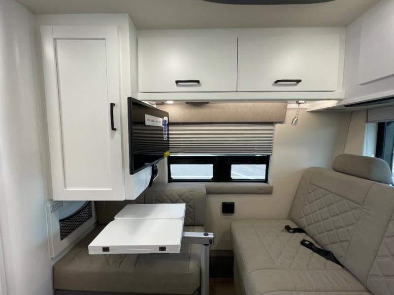 2025 Coachmen 2025 Coachmen Galleria - thumbnail 18