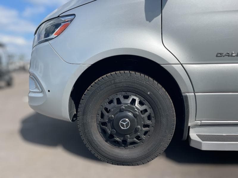 2025 Coachmen 2025 Coachmen Galleria - thumbnail 5