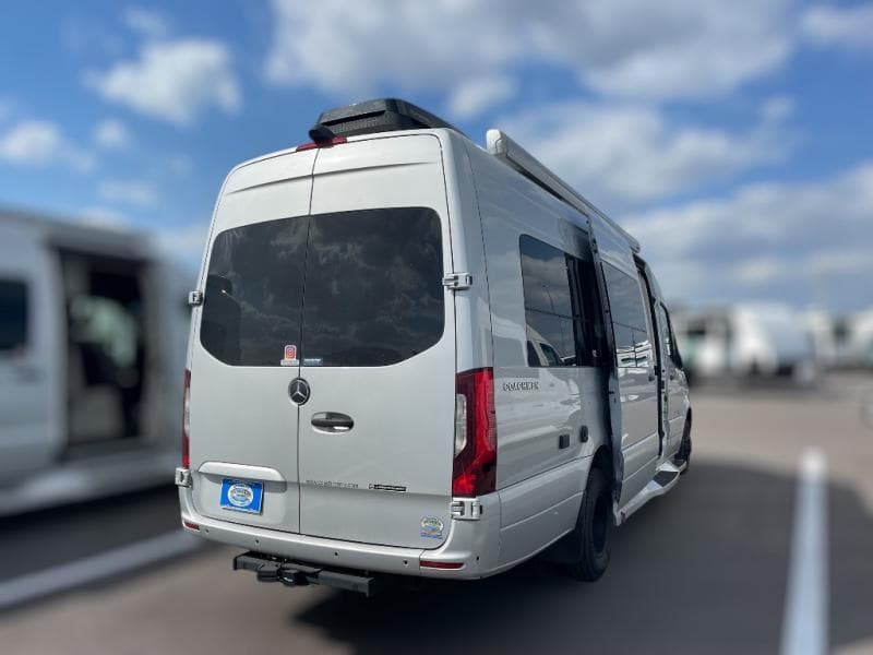 2025 Coachmen 2025 Coachmen Galleria - thumbnail 8