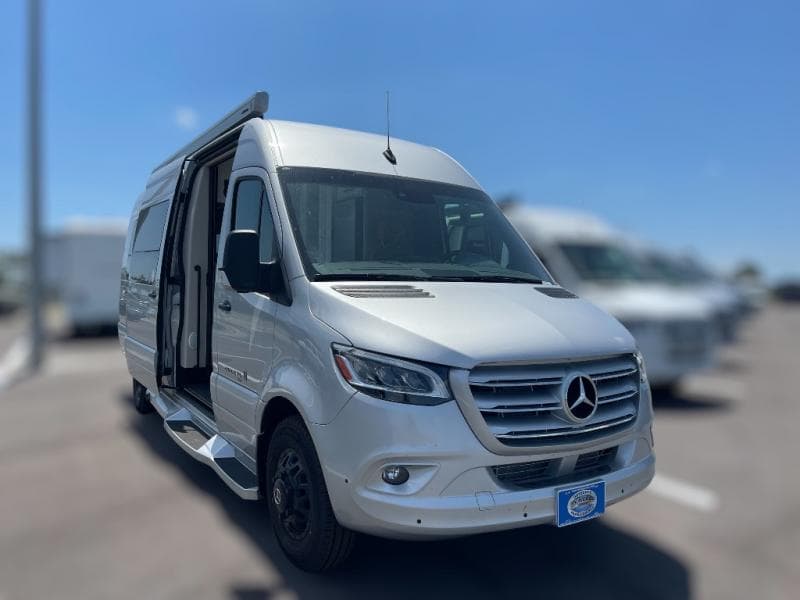 2025 Coachmen Galleria 24FL