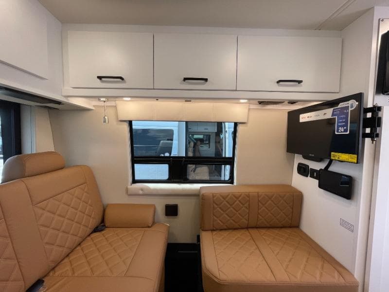 2025 Coachmen 2025 Coachmen Galleria - thumbnail 15