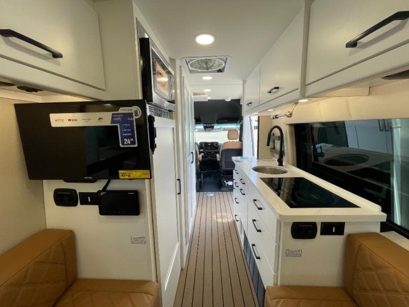 2025 Coachmen 2025 Coachmen Galleria - thumbnail 17